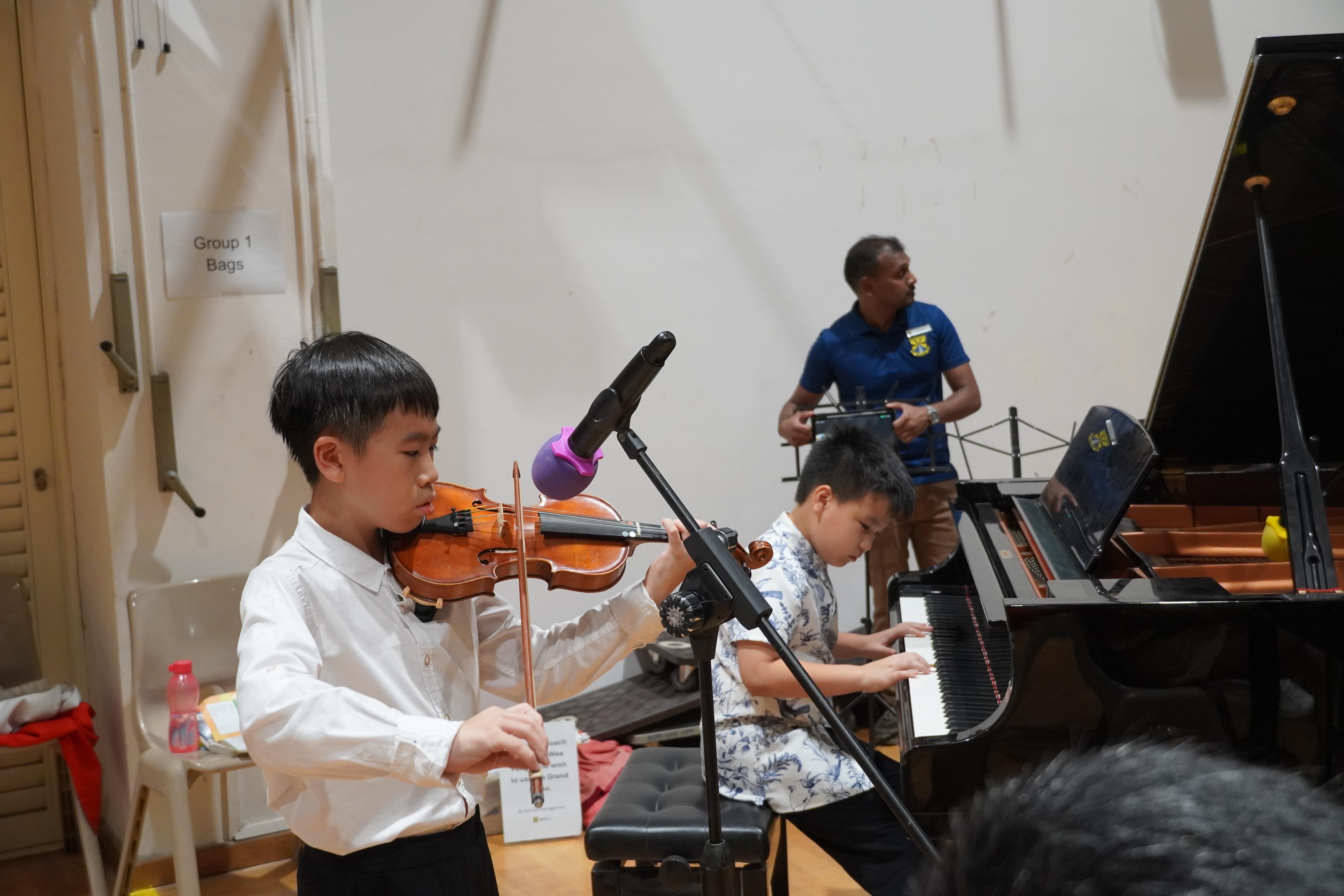 Two instruments, one beautiful performance! The violin and piano came together in a wonderful musical duet.